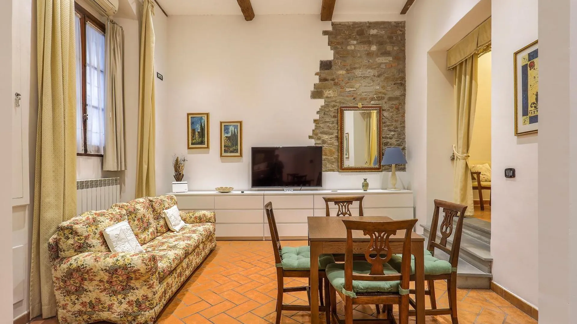 Ground Floor Apartment Firenze Olaszország