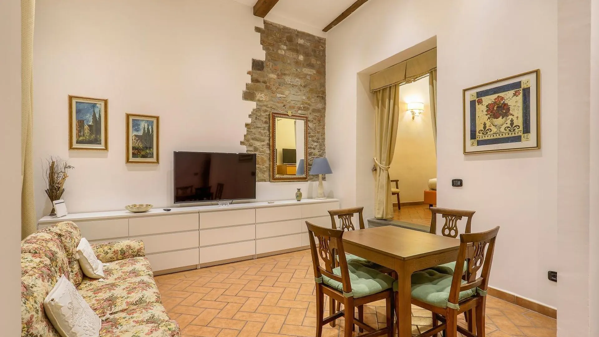 Ground Floor Apartment Florence