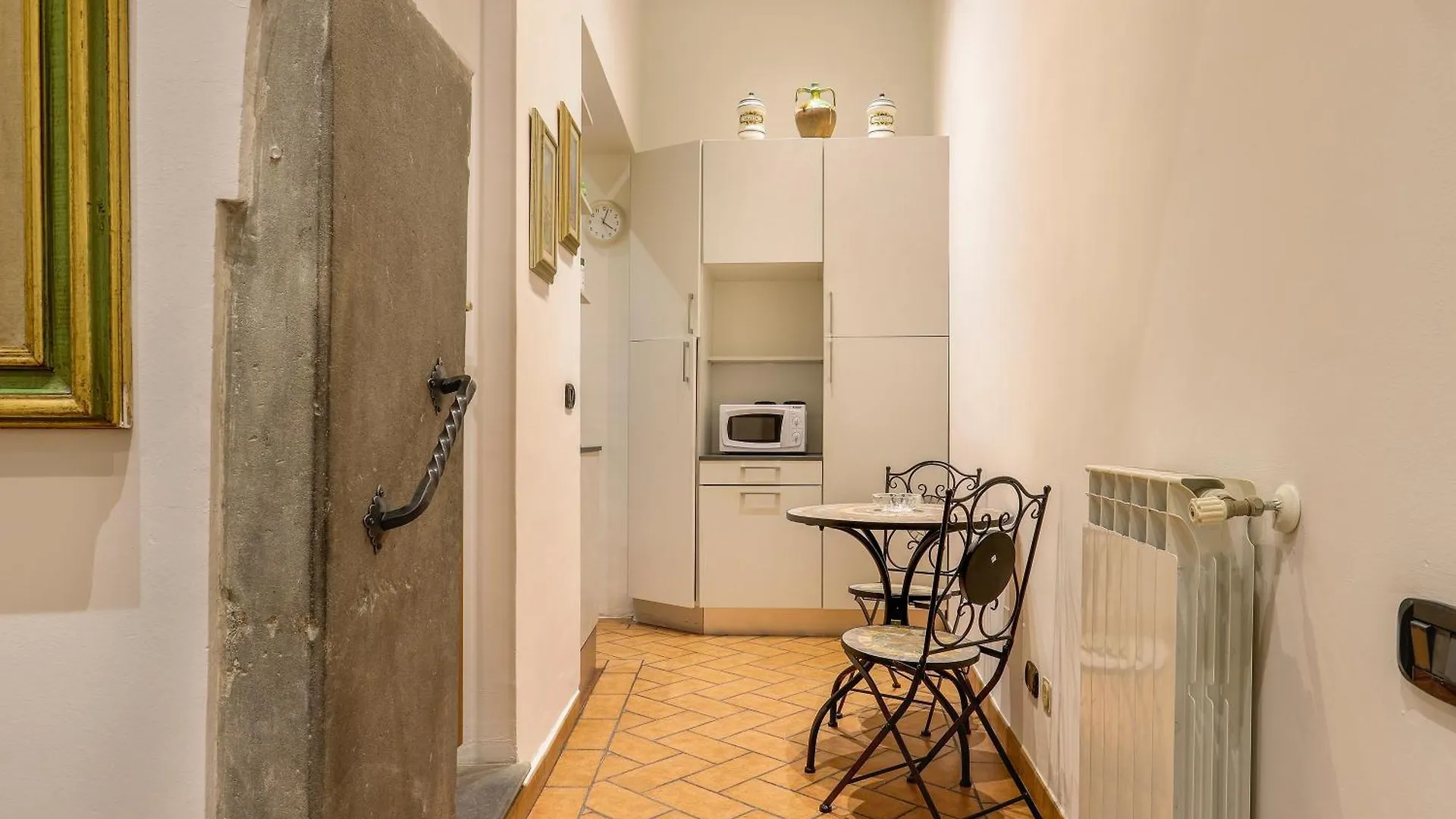Ground Floor Apartment Florence Italy